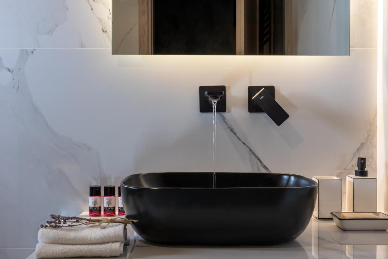 Macrame Luxury Suites 特里卡拉 外观 照片